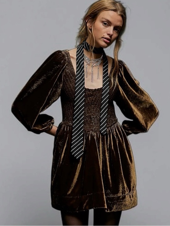 Free People Dresses & Skirts - Free People Farrier Velvet Mini Dress in Brown Bear Size Small Holidays Winter
